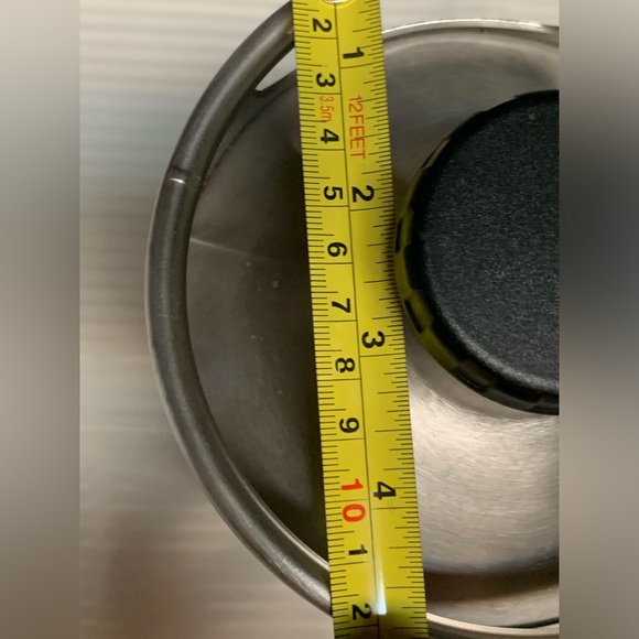 Mini Keg. Silver Eagle 2 Liter 64 Oz Stainless Steel. Twist off cap. - Picture 2 of 6